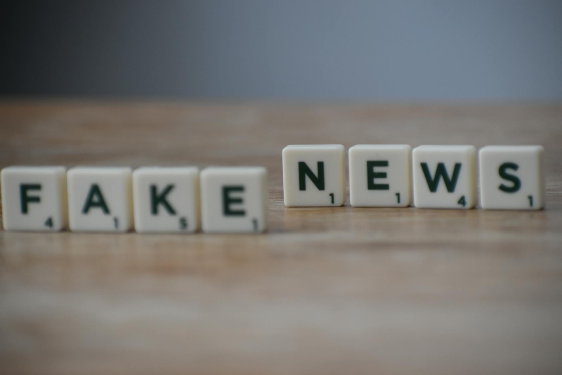 ¿Cómo combatir las fakenews?